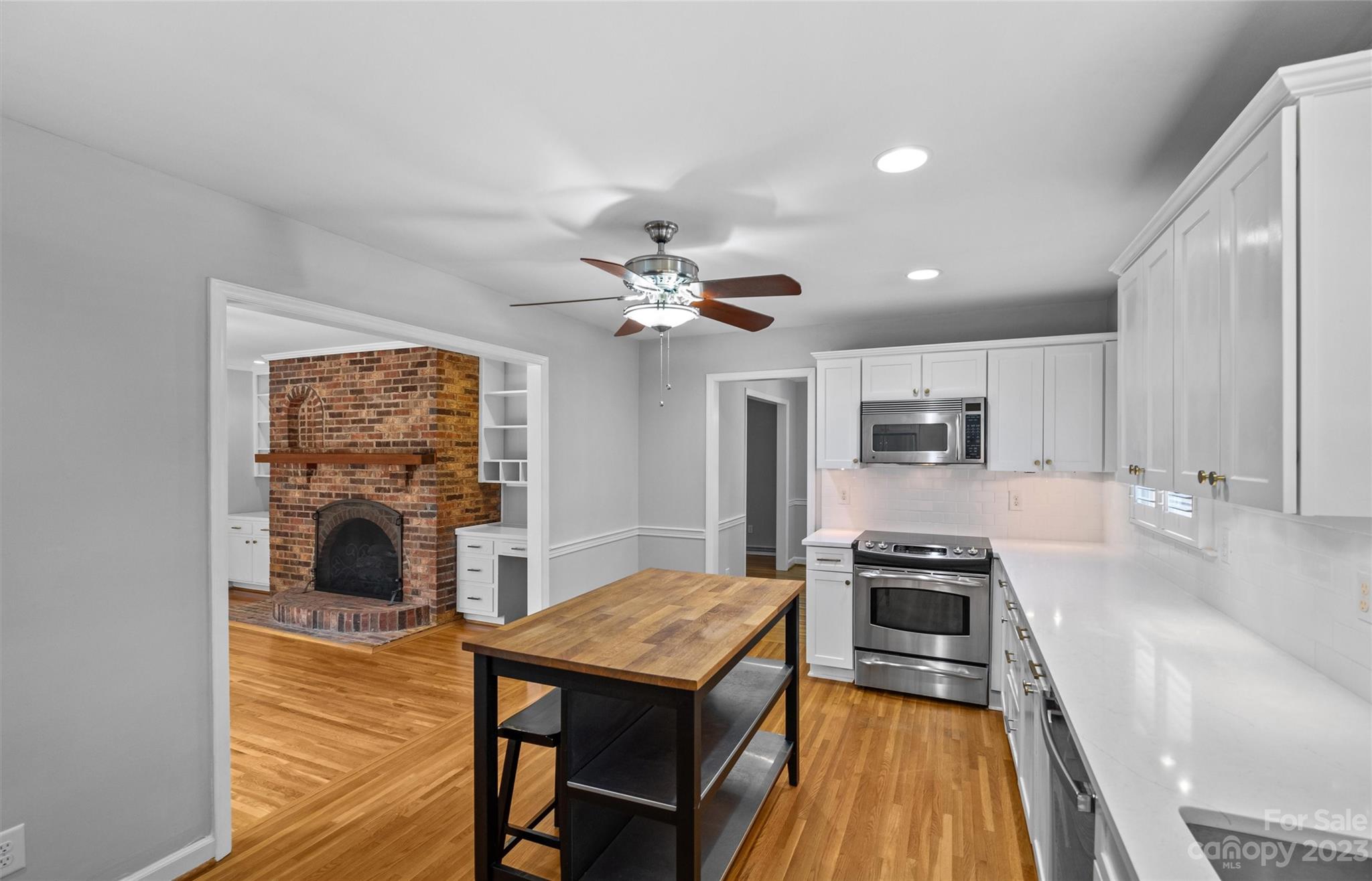 7606 Whistlestop Road Charlotte, NC 28210 - Photo 12 of 38 Gallery Image 12