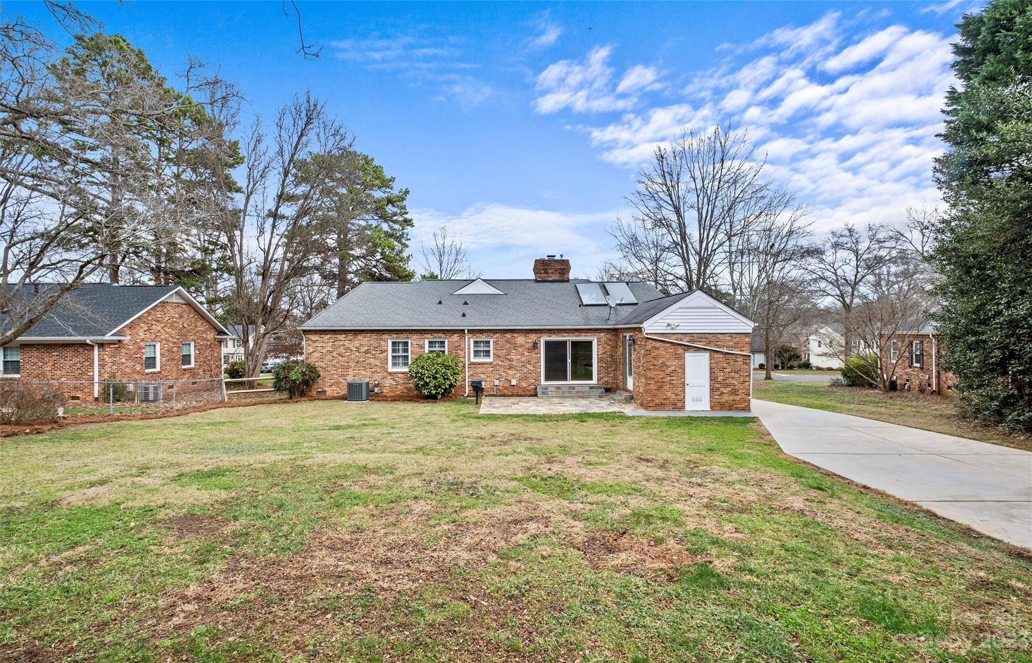 7606 Whistlestop Road Charlotte, NC 28210 - Photo 37 of 38 Gallery Image 37