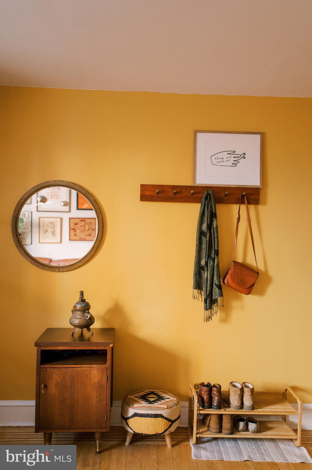 412 McClellan Street Philadelphia, PA 19148 - Photo 12 of 46 LIVING ROOM