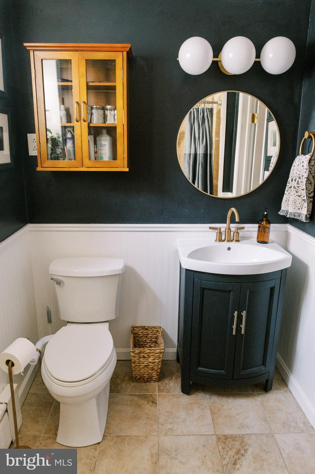 412 McClellan Street Philadelphia, PA 19148 - Photo 20 of 46 BATHROOM
