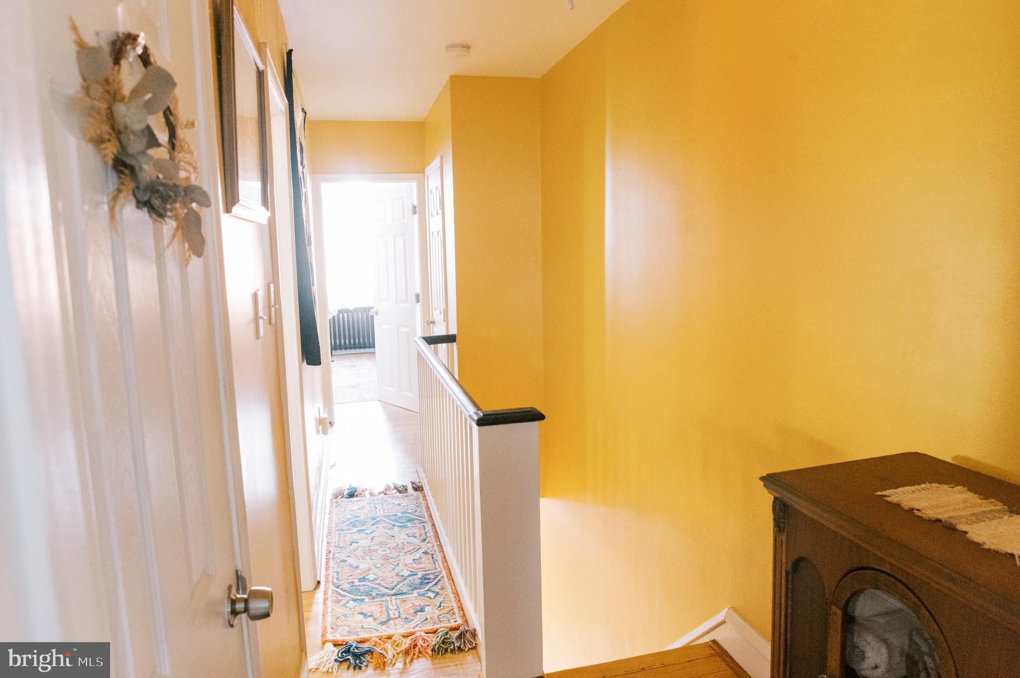 412 McClellan Street Philadelphia, PA 19148 - Photo 31 of 46 LONG VIEW OF HALL