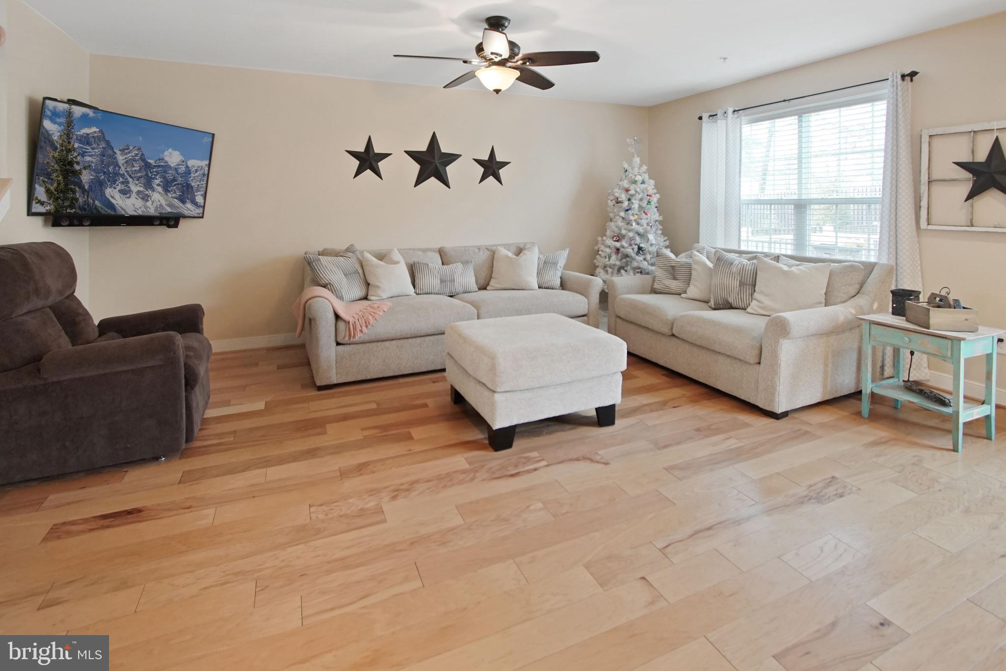 4004 Ward Road Pasadena, MD 21122 - Photo 7 of 36 Gallery Image 7