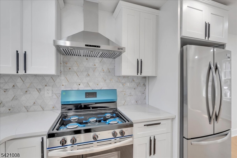 21 Cross Street Montclair, NJ 07042 - Photo 20 of 40