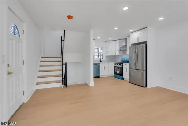 $1,079,000 | 21 Cross Street, Montclair, NJ 07042