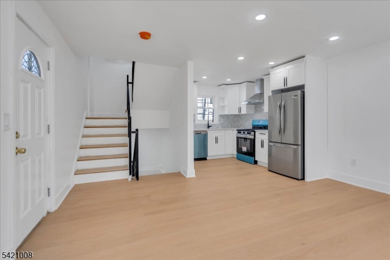 21 Cross Street Montclair, NJ 07042 - Photo 22 of 40