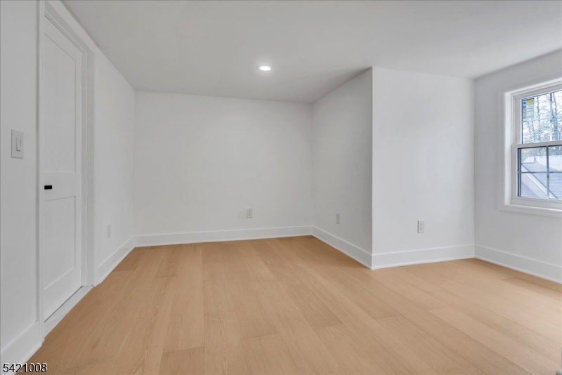 21 Cross Street Montclair, NJ 07042 - Photo 28 of 40