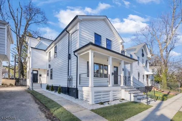 $1,079,000 | 21 Cross Street, Montclair, NJ 07042