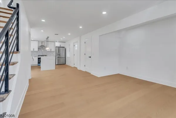 $1,079,000 | 21 Cross Street, Montclair, NJ 07042