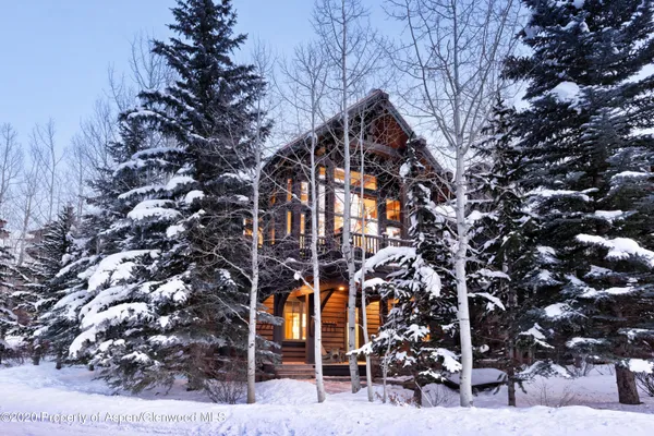 a view of a large building