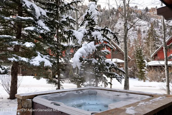 a view of outdoor space
