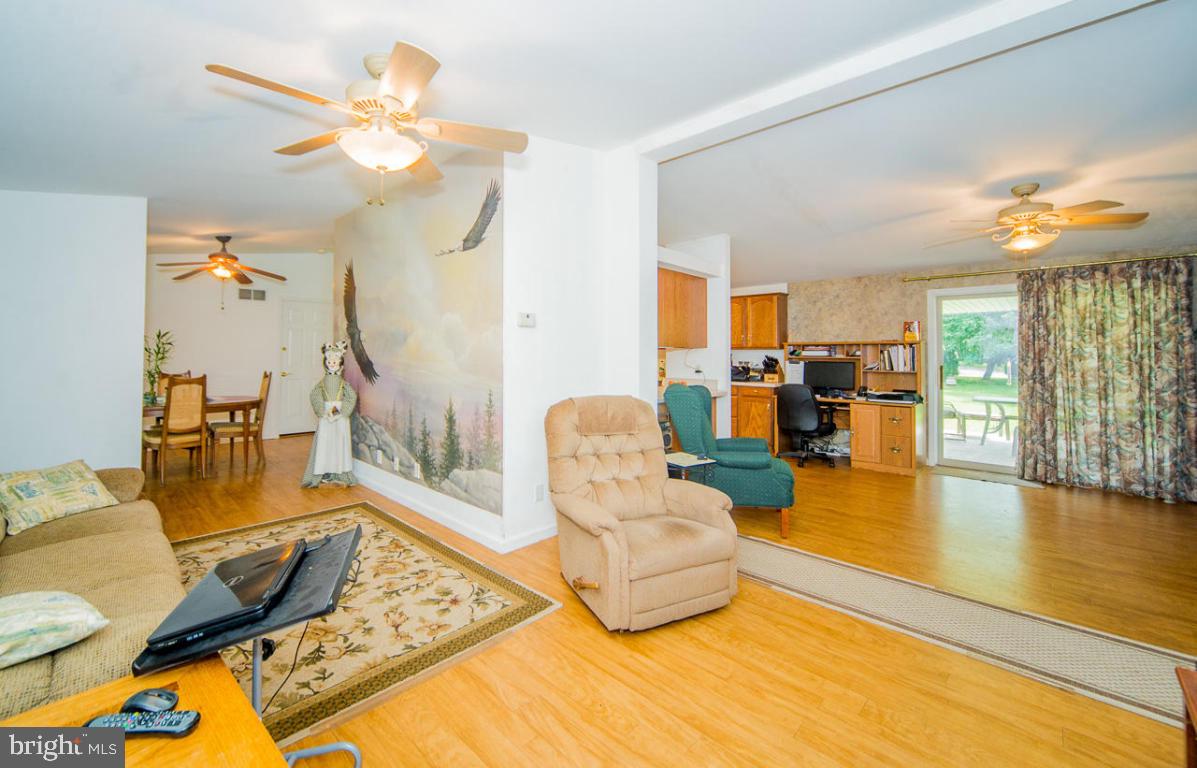 1417 Habecker Road Columbia, PA 17512 - Photo 3 of 29 Gallery Image 3