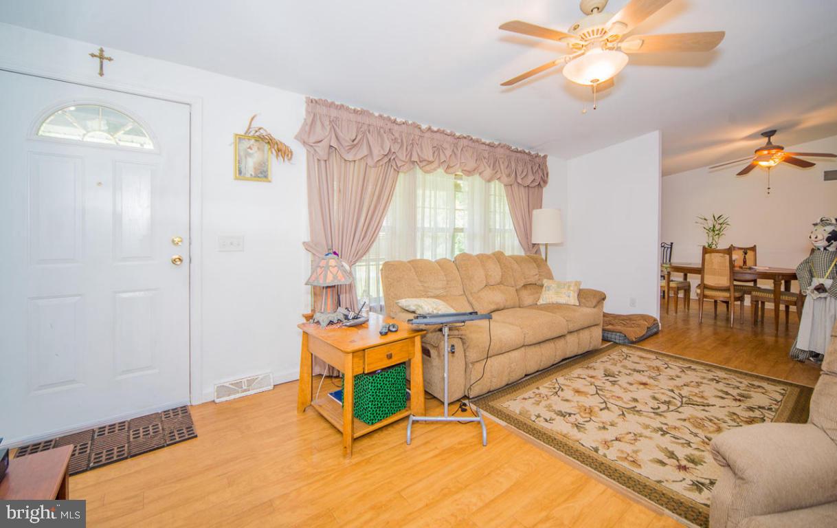 1417 Habecker Road Columbia, PA 17512 - Photo 4 of 29 Gallery Image 4