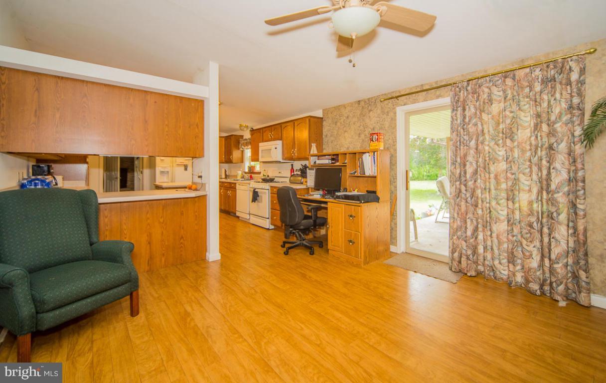 1417 Habecker Road Columbia, PA 17512 - Photo 5 of 29 Gallery Image 5
