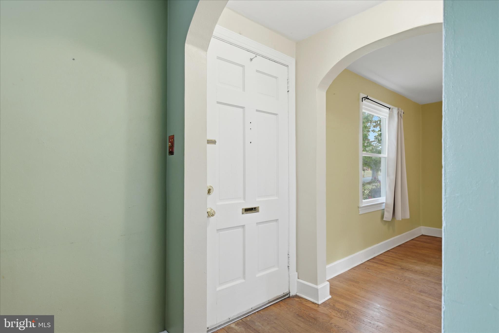 410 North Pleasant Valley Road Winchester, VA 22601 - Photo 6 of 53 Entry