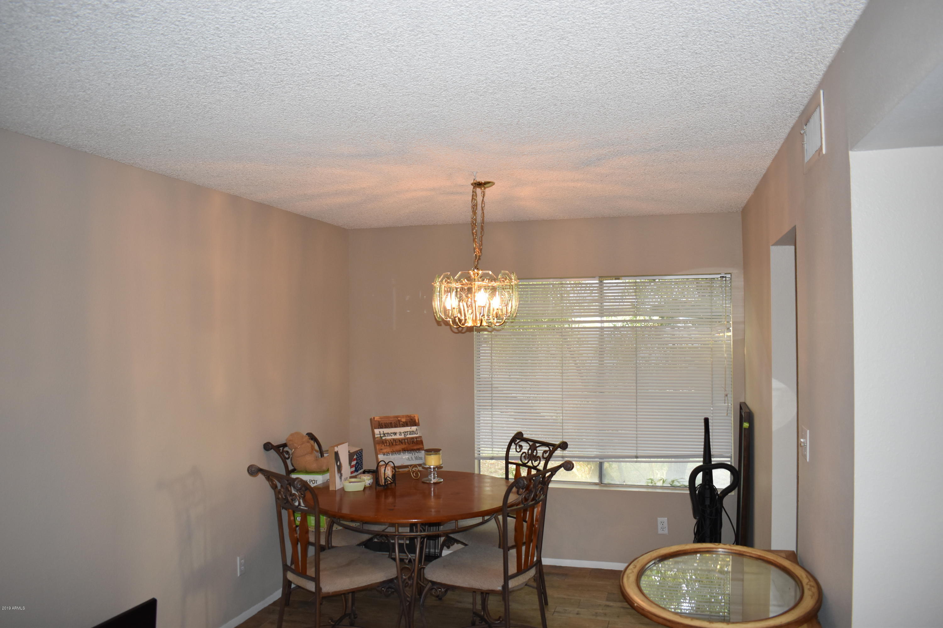 2350 West Kathleen Road Phoenix, AZ 85023 - Photo 17 of 25 FORMAL DINING