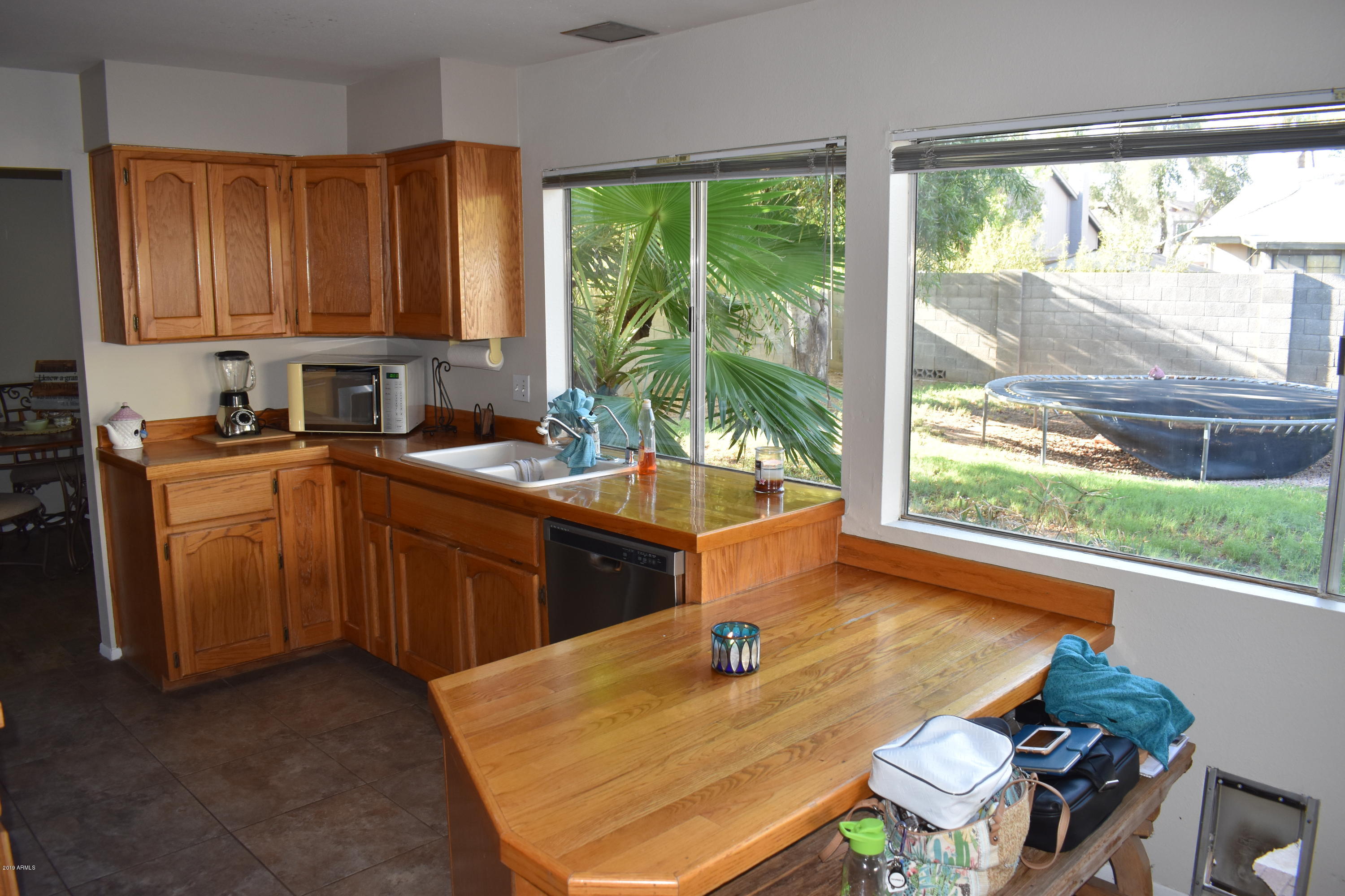 2350 West Kathleen Road Phoenix, AZ 85023 - Photo 2 of 25 KITCHEN WITH FANTASTIC VIEWS