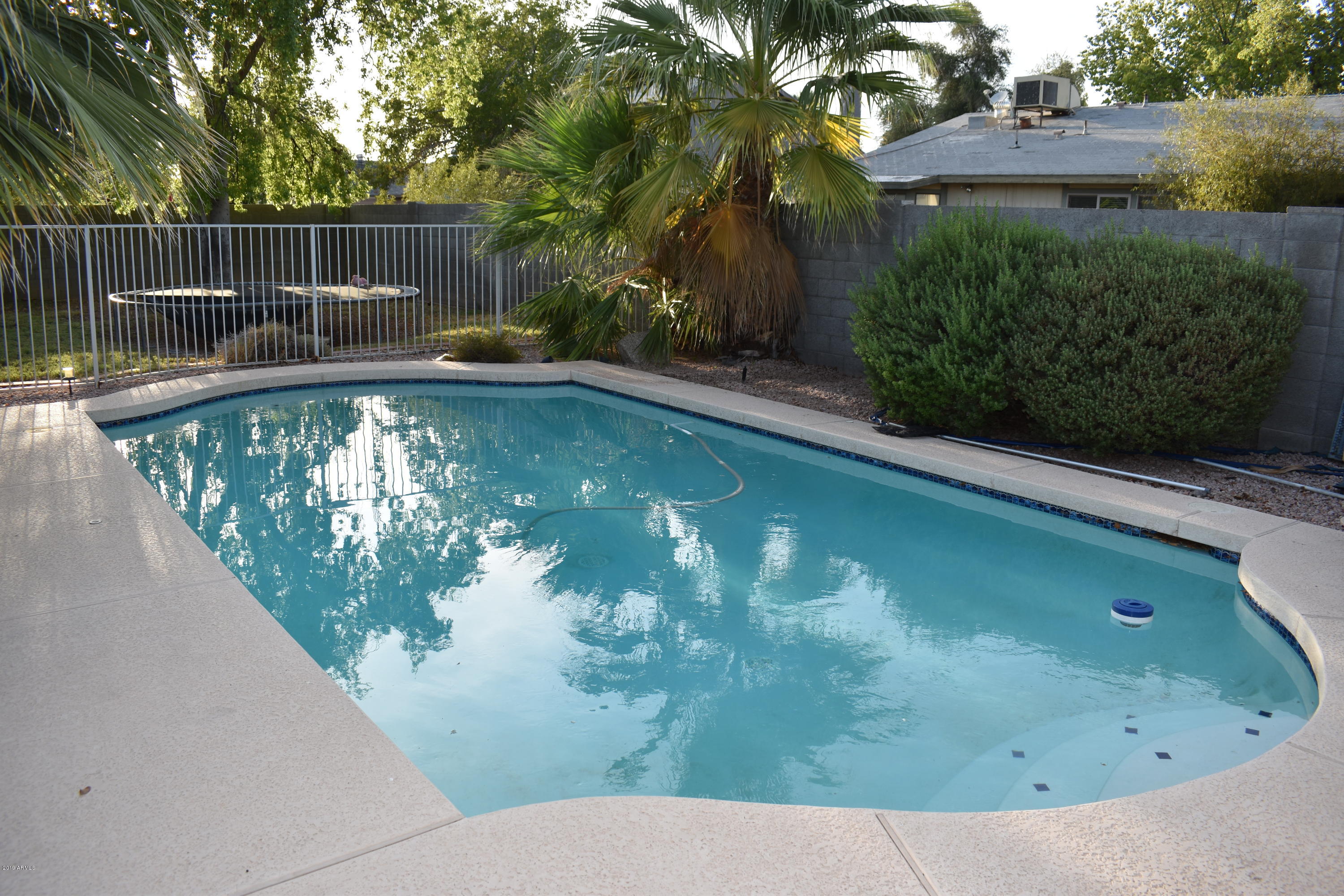 2350 West Kathleen Road Phoenix, AZ 85023 - Photo 3 of 25 REFRESHING PLAYPOOL
