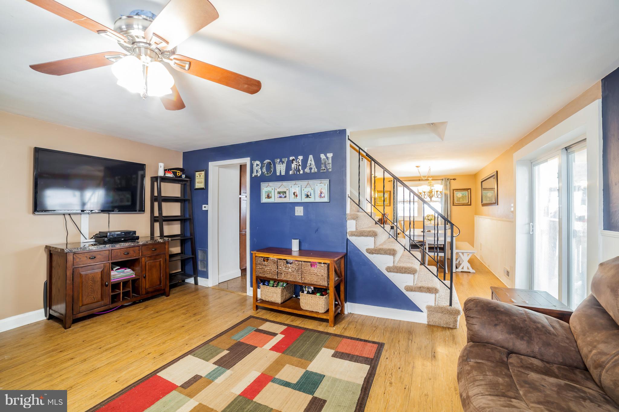 7859 Kentley Road Baltimore, MD 21222 - Photo 15 of 36 Living Room