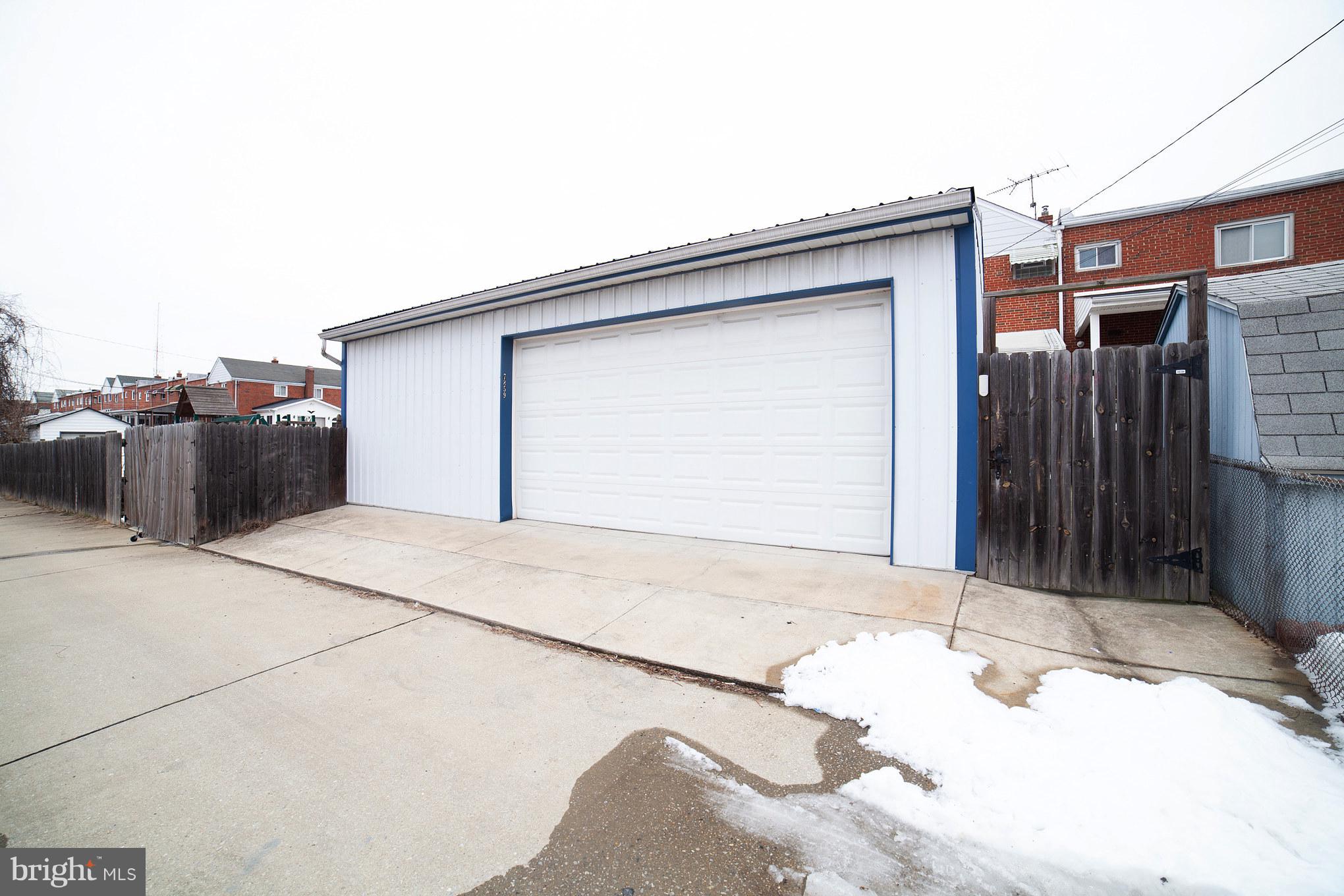 7859 Kentley Road Baltimore, MD 21222 - Photo 33 of 36 WHAT??? A DETACHED GARAGE in Eastfield?