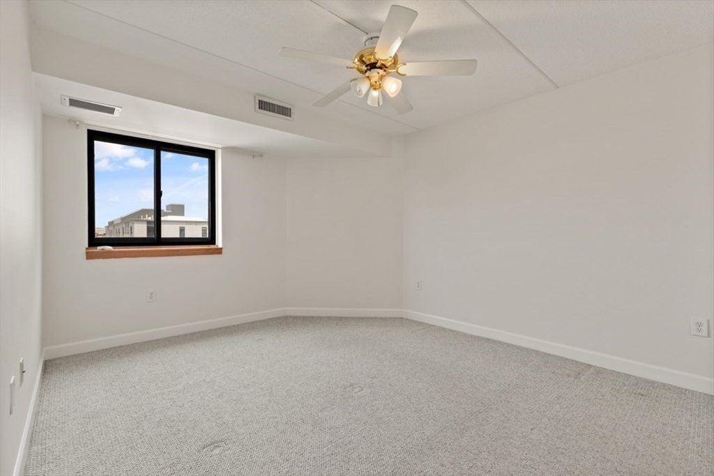 60 Rantoul Street, Unit 608 Beverly, MA 01915 - Photo 18 of 35 Gallery Image 18