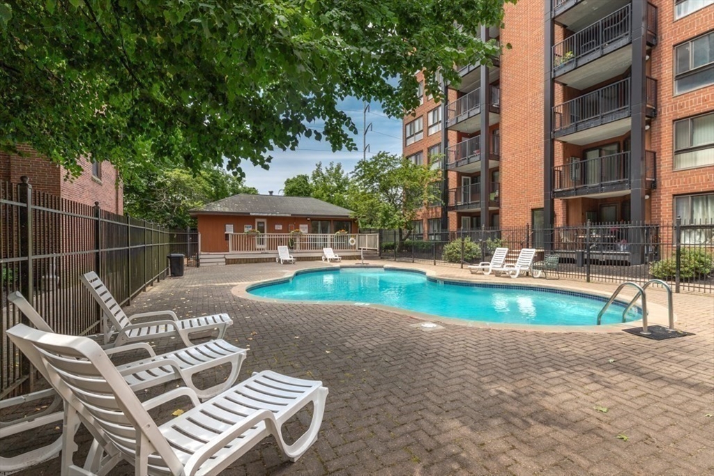 60 Rantoul Street, Unit 608 Beverly, MA 01915 - Photo 20 of 35 Gallery Image 20
