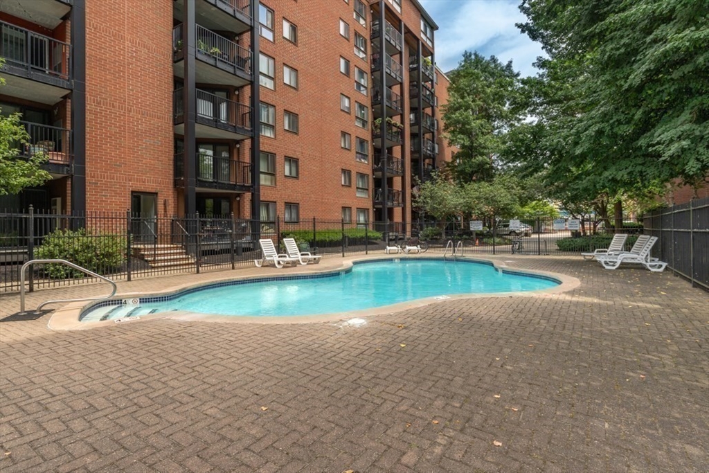 60 Rantoul Street, Unit 608 Beverly, MA 01915 - Photo 21 of 35 Gallery Image 21