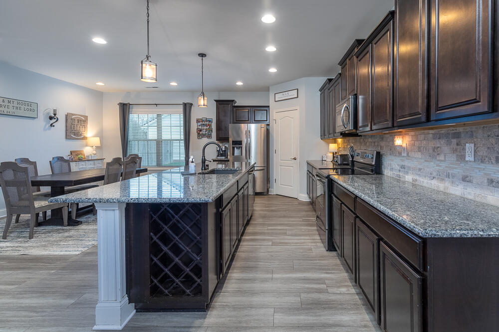 2016 Apple Road Versailles, KY 40383 - Photo 8 of 29 2016 Apple Rd Versailles-11