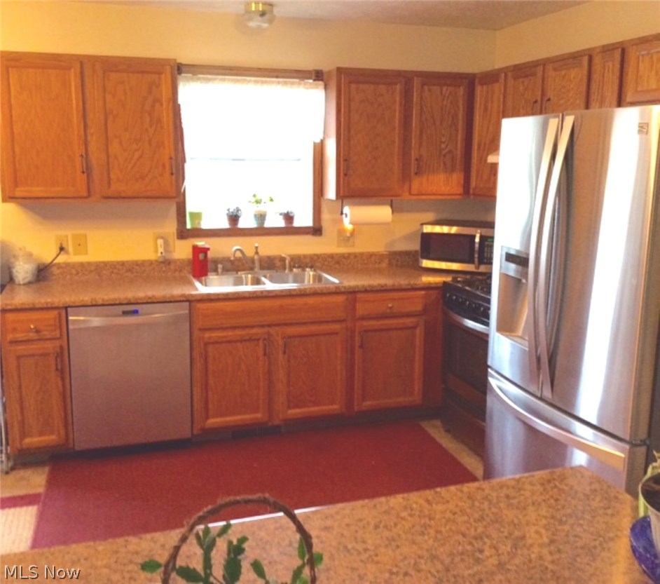 7645 Neff Road Medina, OH 44256 - Photo 3 of 6 Gallery Image 3