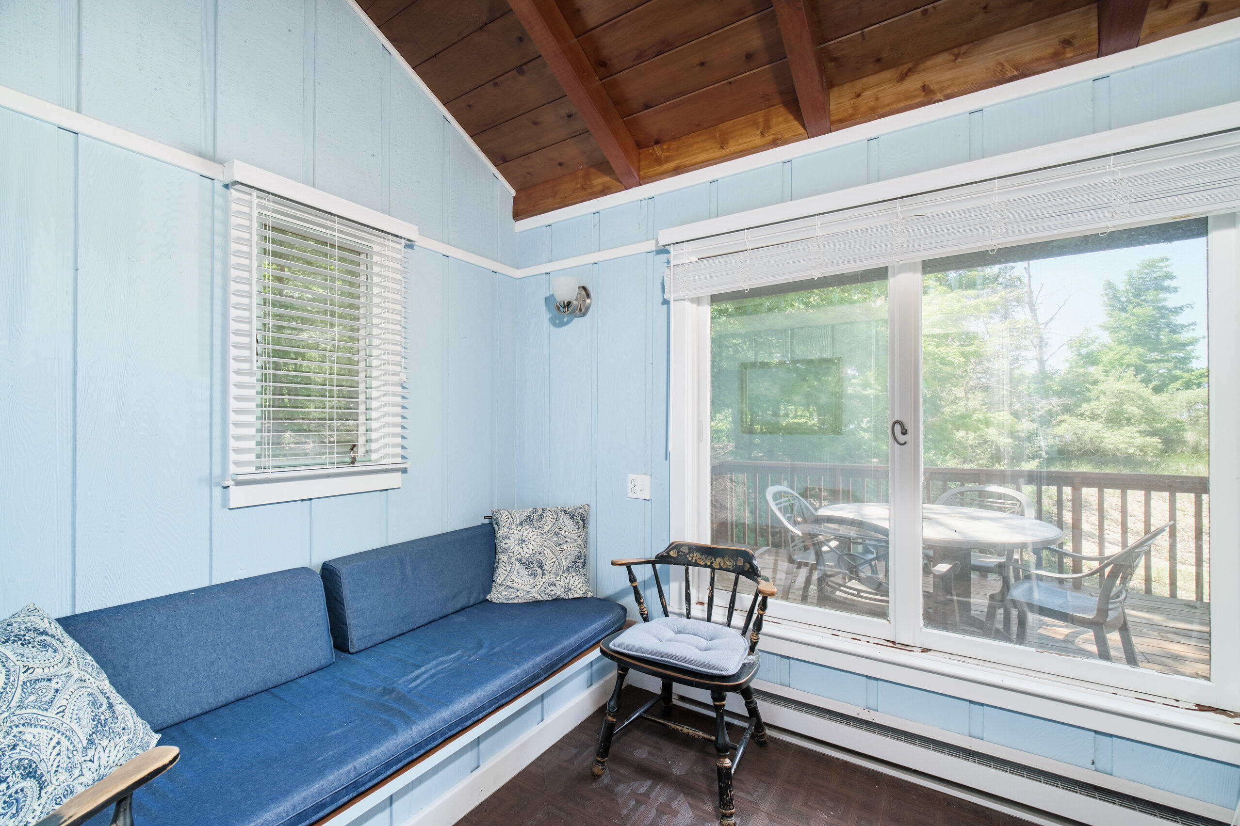 4670 Lakeshore Road Manistee, MI 49660 - Photo 11 of 66 Sitting Area