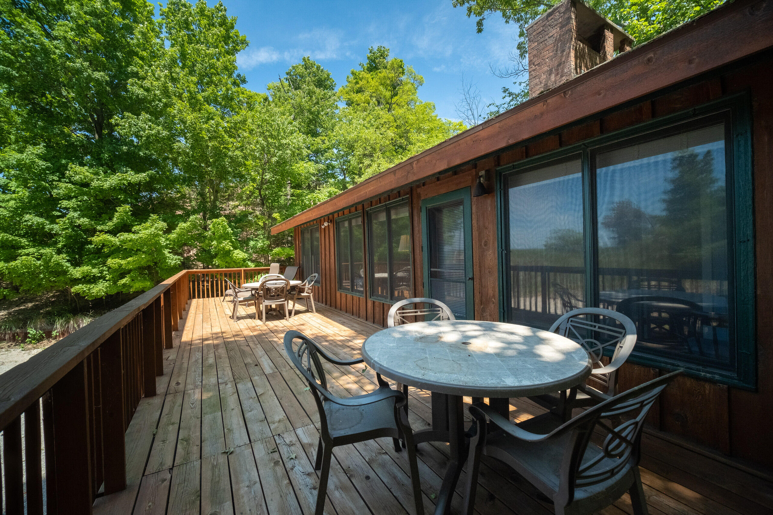 4670 Lakeshore Road Manistee, MI 49660 - Photo 3 of 66 Front Deck
