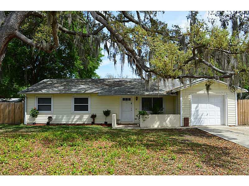 2136 Rouse Lake Road Orlando, FL 32817 - Photo 1 of 1 Exterior Front