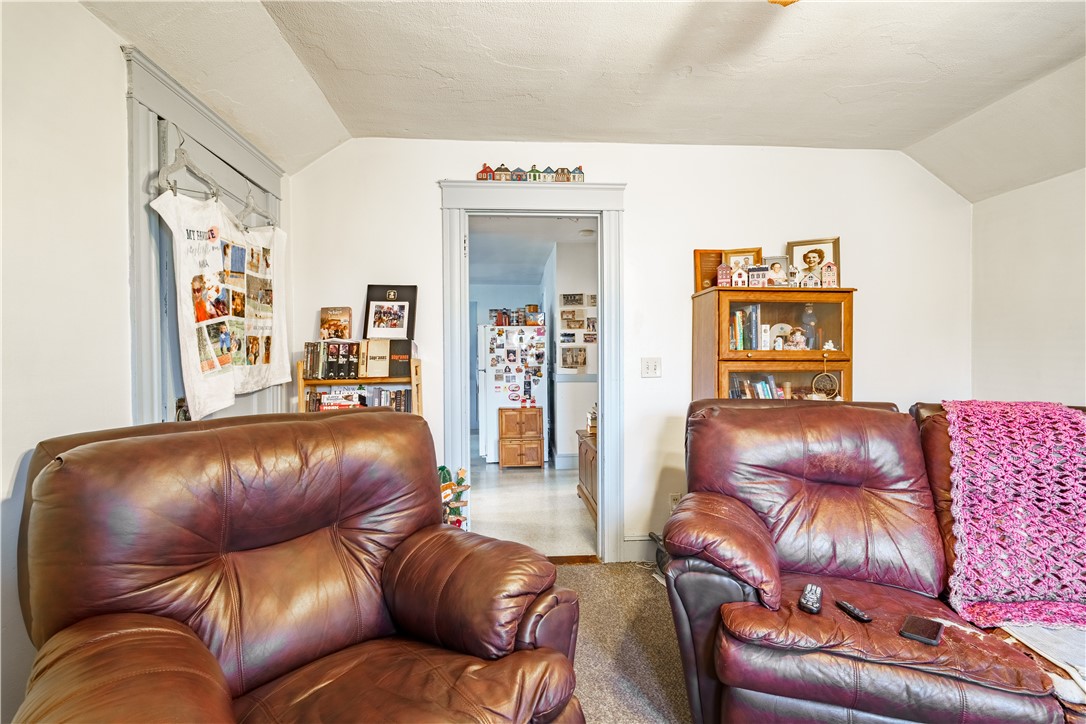 448 George Waterman Road Johnston, RI 02919 - Photo 15 of 20