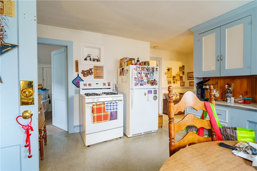 448 George Waterman Road Johnston, RI 02919 - Photo 10 of 20