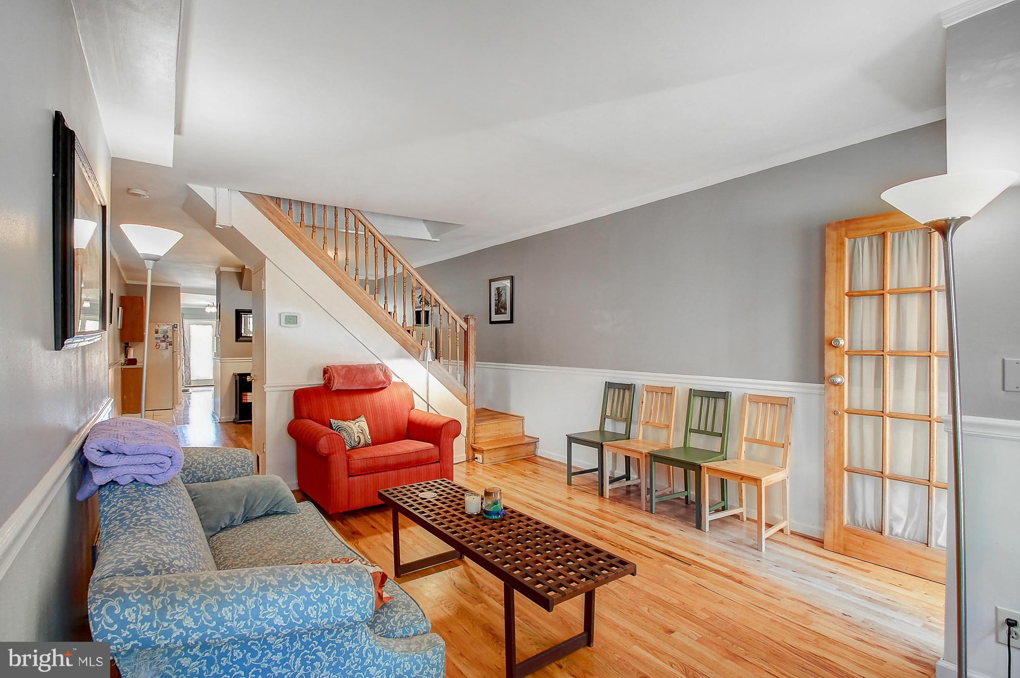 2906 Keswick Road Baltimore, MD 21211 - Photo 2 of 28 Living Room