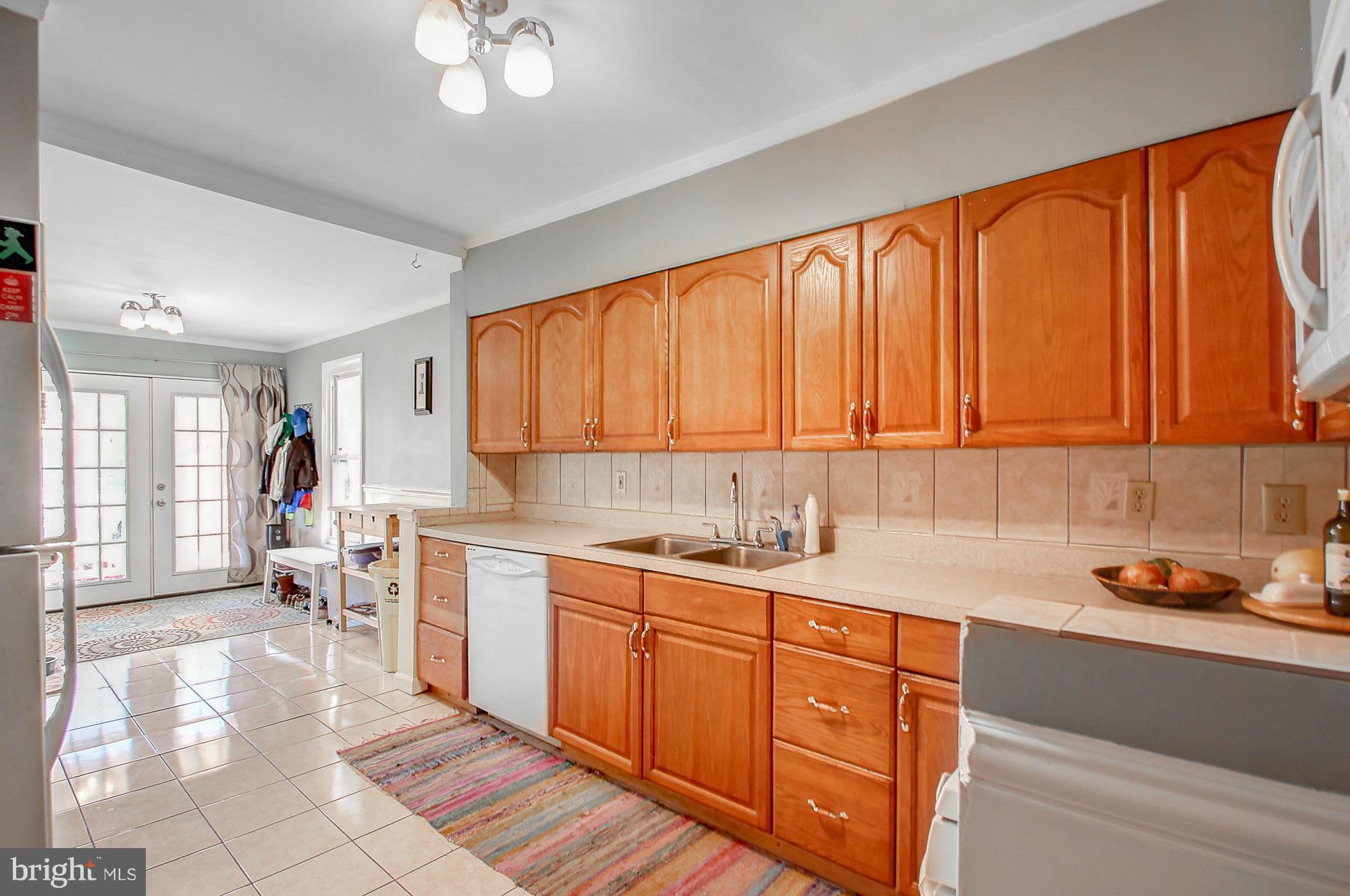 2906 Keswick Road Baltimore, MD 21211 - Photo 10 of 28 Kitchen