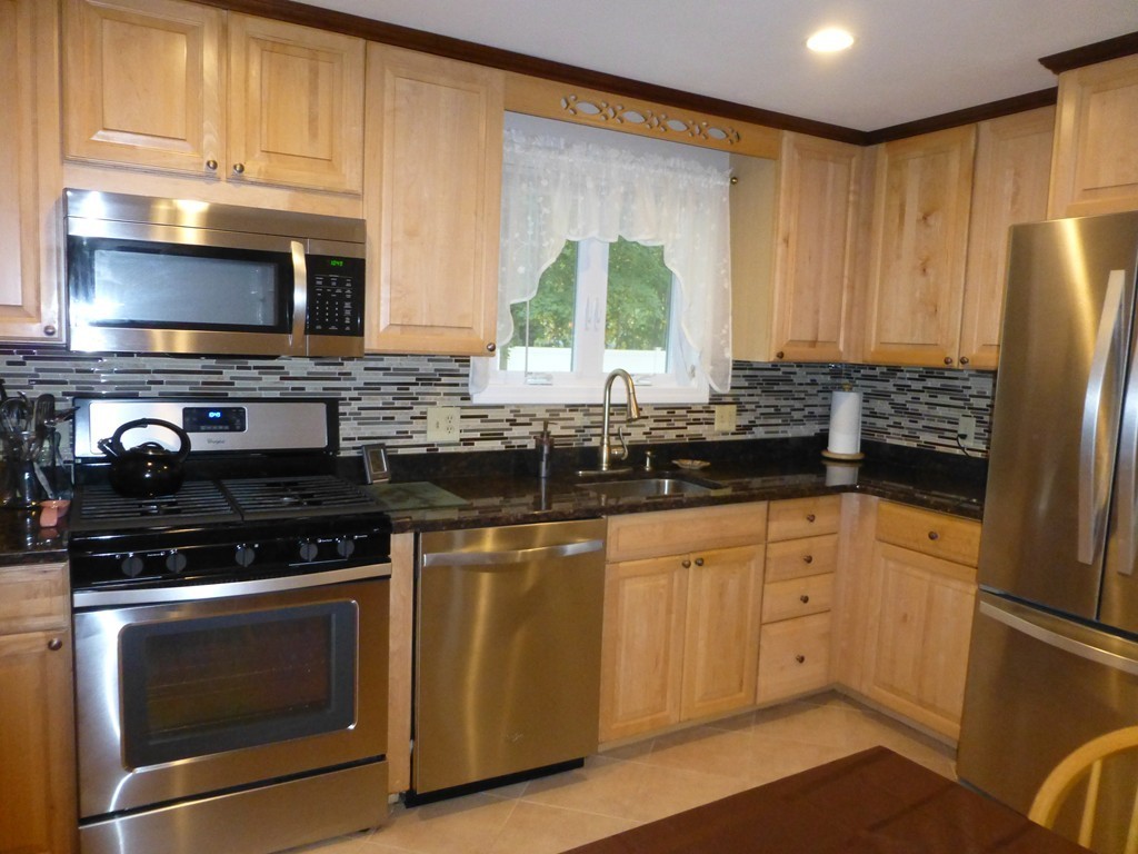 10 Notre Dame Road Acton, MA 01720 - Photo 7 of 21 Gallery Image 7