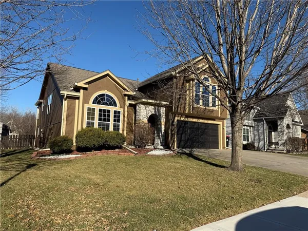 $475,000 | 21710 West 62nd Street, Shawnee, KS 66218