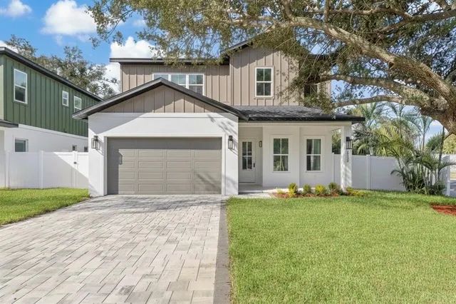 $1,050,000 | 10194 Hodson Place, Seminole, FL 33776