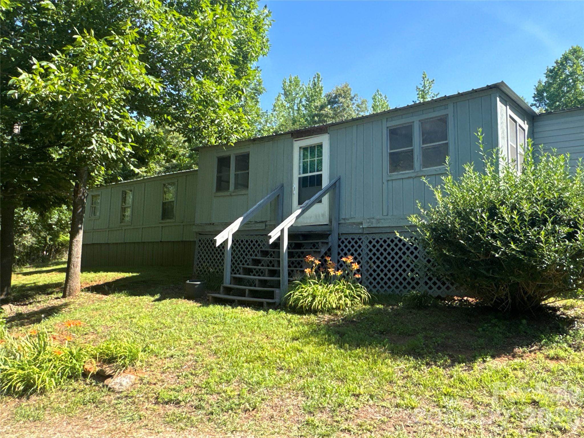 306 Golden Valley Road Casar, NC 28020 - Photo 5 of 17