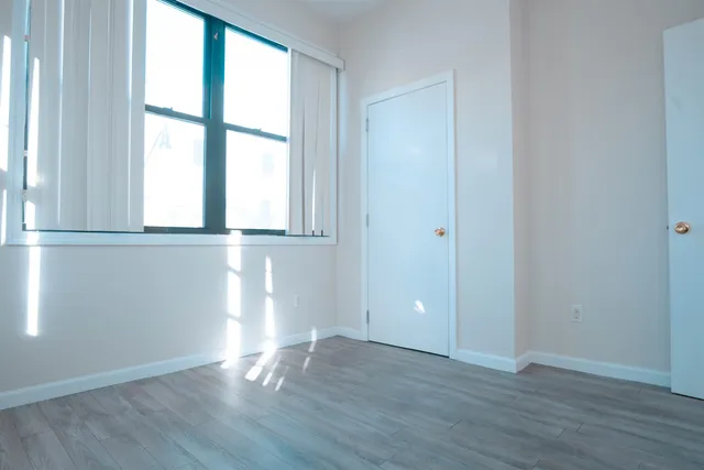 $2,300 | 4000 Bergenline Avenue, Union City, NJ 07087