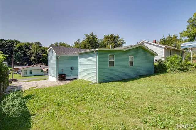 $1,100 | 1313 12th Street, Cottage Hills, IL 62018