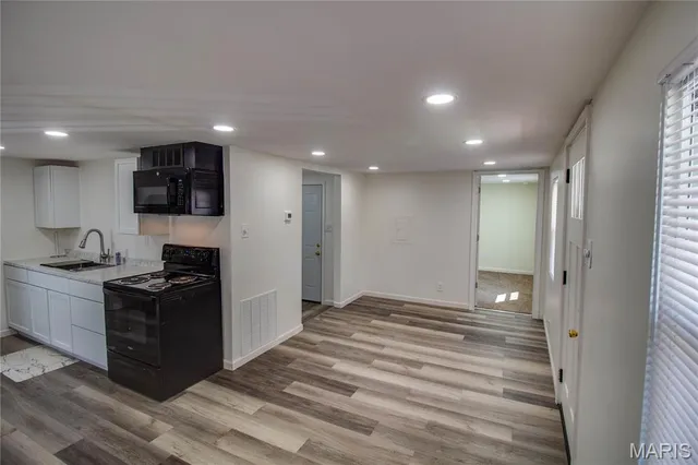 $1,100 | 1313 12th Street, Cottage Hills, IL 62018