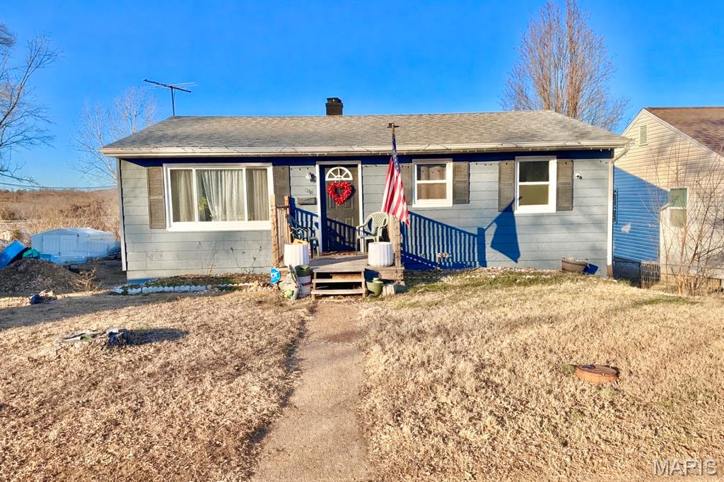 617 Perry Street De Soto, MO 63020 - Photo 1 of 41