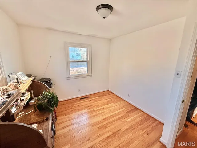 $164,900 | 617 Perry Street, De Soto, MO 63020