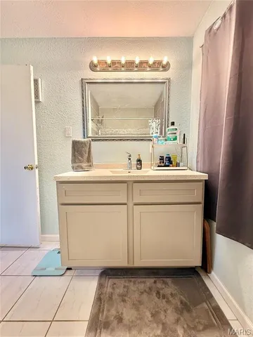 $164,900 | 617 Perry Street, De Soto, MO 63020