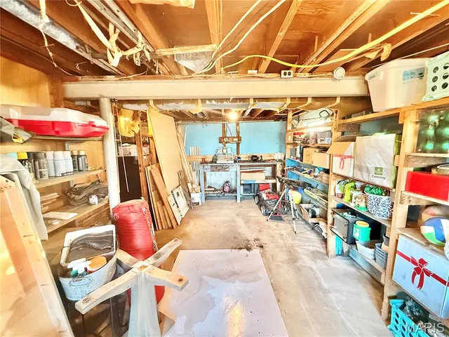 $164,900 | 617 Perry Street, De Soto, MO 63020