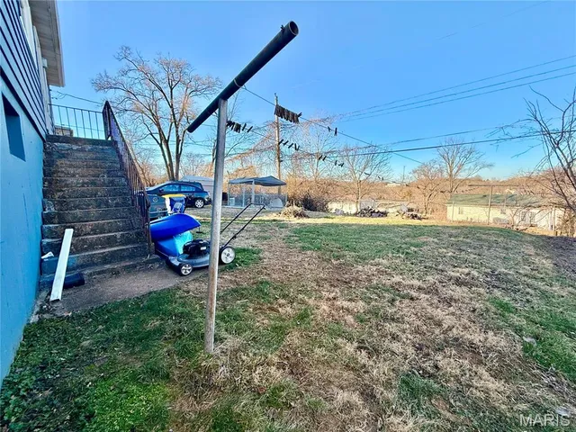 $164,900 | 617 Perry Street, De Soto, MO 63020