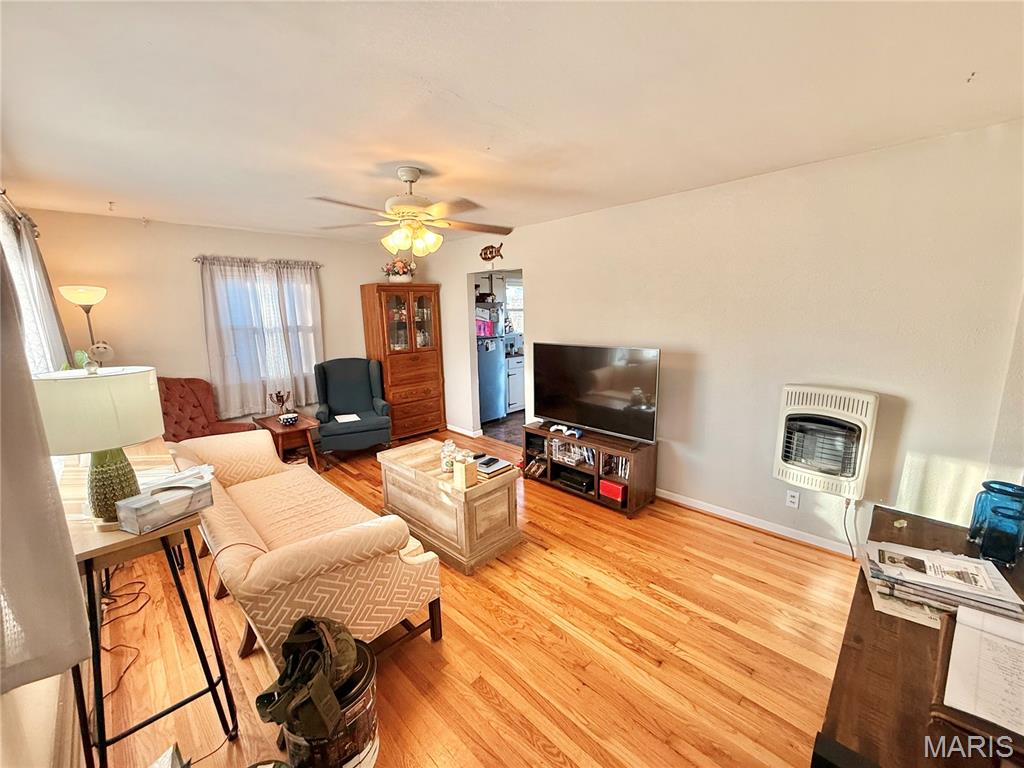 617 Perry Street De Soto, MO 63020 - Photo 6 of 41