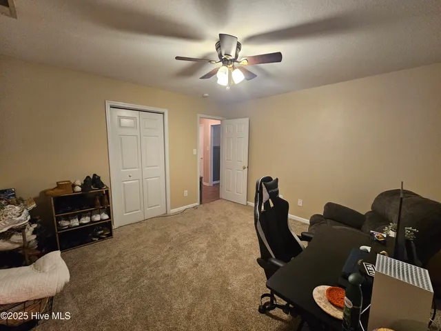 $1,950 | 204 Sourwood Court, Jacksonville, NC 28540