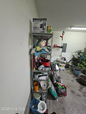 $1,950 | 204 Sourwood Court, Jacksonville, NC 28540